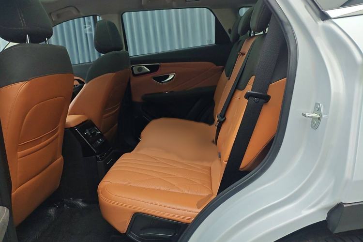 Used JETOUR Shanhai L7 2024 1.5T 120km ULTRA 7-Seater Interior 4