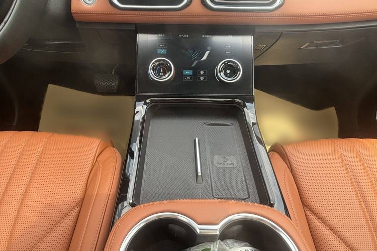 Used JETOUR Shanhai L7 2024 1.5T 120km ULTRA 7-Seater Interior 4