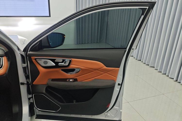 Used JETOUR Shanhai L7 2024 1.5T 120km ULTRA 7-Seater Interior 5