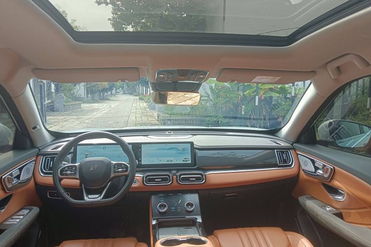 Used JETOUR Shanhai L7 2024 1.5T 120km ULTRA 7-Seater Interior 5