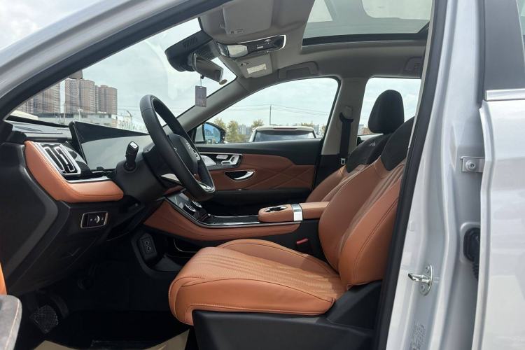 Used JETOUR Shanhai L7 2024 1.5T 120km ULTRA 7-Seater Interior 5