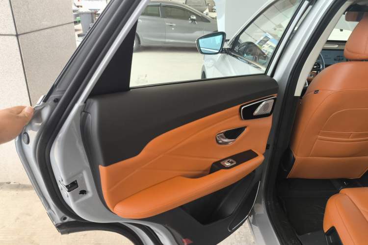 Used JETOUR Shanhai L7 2024 1.5T 120km ULTRA 7-Seater Interior 8