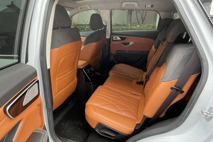 Used JETOUR Shanhai L7 2024 1.5T 120km ULTRA 7-Seater Interior 9