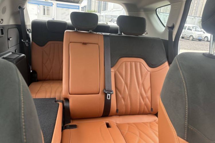 Used JETOUR Shanhai L7 2024 1.5T 120km ULTRA 7-Seater Interior 9