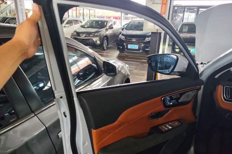 Used JETOUR Shanhai L7 2024 1.5T 120km ULTRA 7-Seater Left Front Door Interior