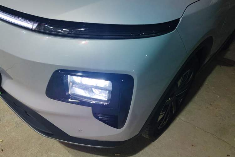 Used JETOUR Shanhai L7 2024 1.5T 120km ULTRA 7-Seater Left Front Headlight