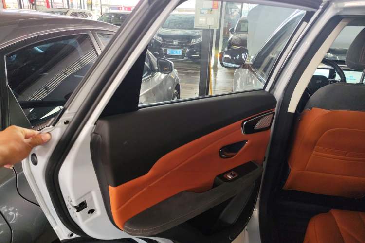 Used JETOUR Shanhai L7 2024 1.5T 120km ULTRA 7-Seater Left Rear Door Interior