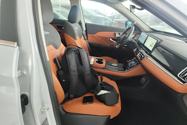 Used JETOUR Shanhai L7 2024 1.5T 120km ULTRA 7-Seater Right Front Seat