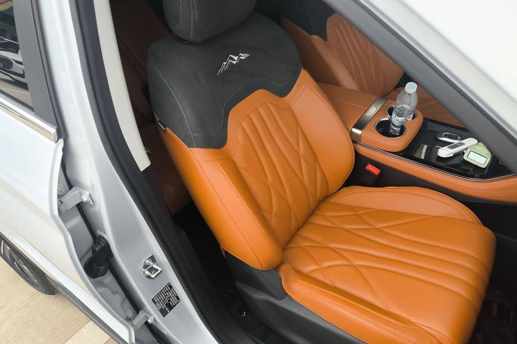 Used JETOUR Shanhai L7 2024 1.5T 120km ULTRA 7-Seater Right Front Seat