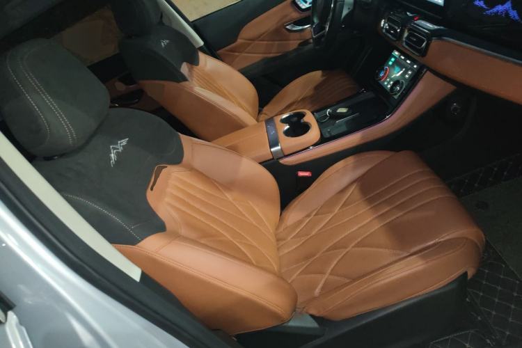 Used JETOUR Shanhai L7 2024 1.5T 120km ULTRA 7-Seater Right Front Seat