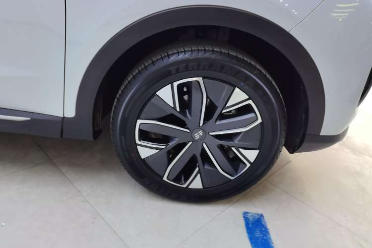 Used JETOUR Shanhai L7 2024 1.5T 120km ULTRA 7-Seater Right Front Wheel Hub