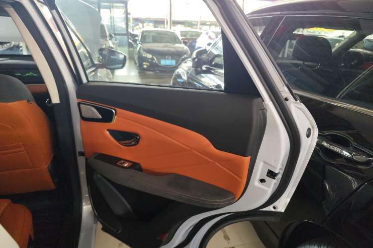 Used JETOUR Shanhai L7 2024 1.5T 120km ULTRA 7-Seater Right Rear Door Interior