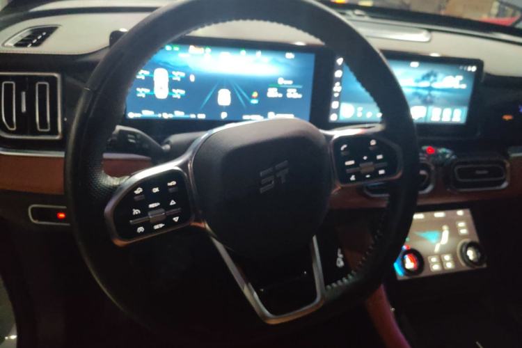 Used JETOUR Shanhai L7 2024 1.5T 120km ULTRA 7-Seater Steering Wheel