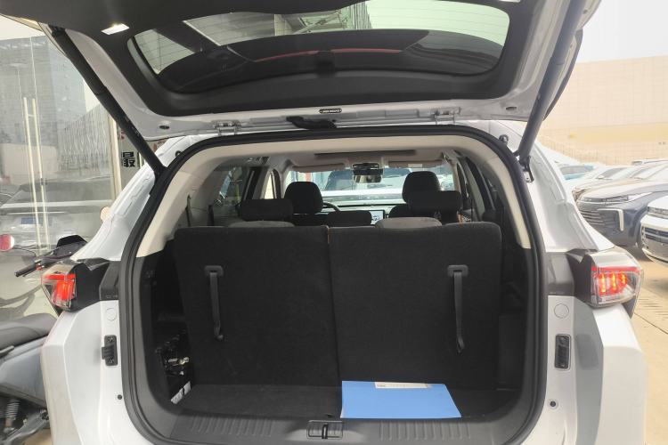 Used JETOUR Shanhai L7 2024 1.5T 120km ULTRA 7-Seater Trunk