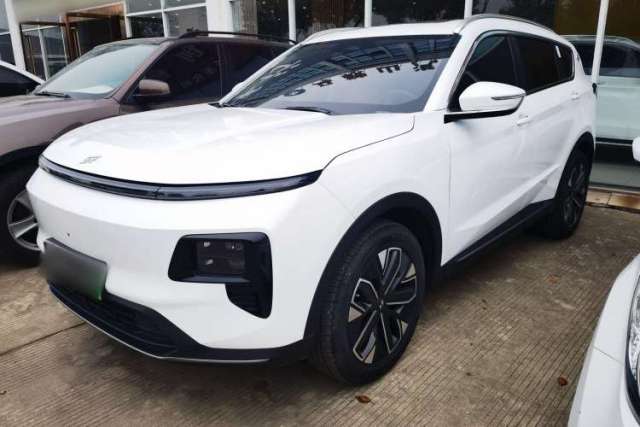 Ojetý JETOUR Shanhai L7 2024 1.5T 120km MAX 5-Seater
