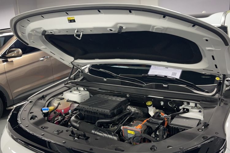 Used JETOUR Shanhai L7 2024 1.5T 120km MAX 5-Seater Engine Bay
