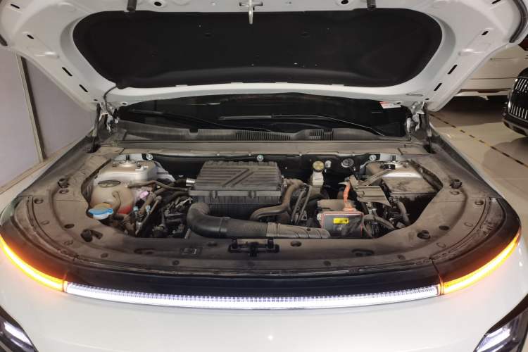 Used JETOUR Shanhai L7 2024 1.5T 120km ULTRA 7-Seater Engine Bay