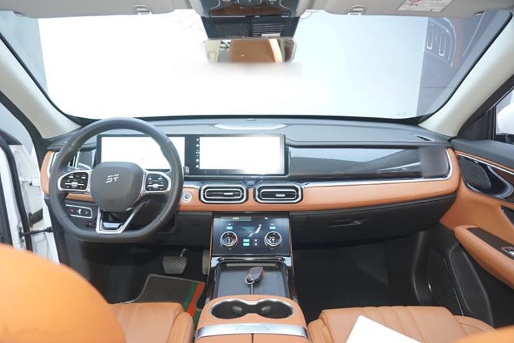 Used JETOUR Shanhai L7 2024 1.5T 120km MAX 5-Seater Interior 1