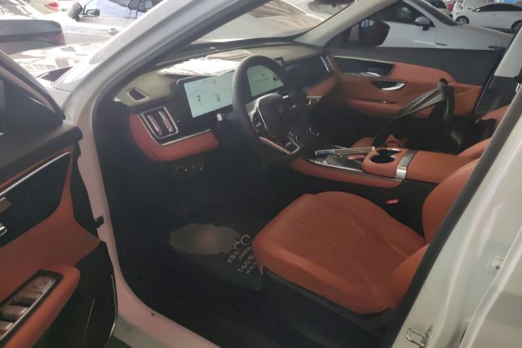 Used JETOUR Shanhai L7 2024 1.5T 120km MAX 5-Seater Interior 3