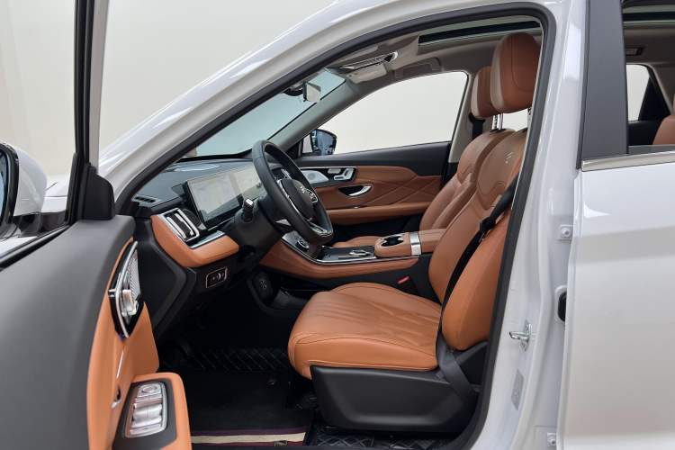 Used JETOUR Shanhai L7 2024 1.5T 120km ULTRA 7-Seater Interior 5