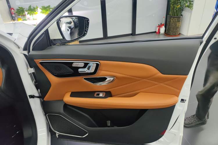 Used JETOUR Shanhai L7 2024 1.5T 120km MAX+ 7-Seater Interior 5