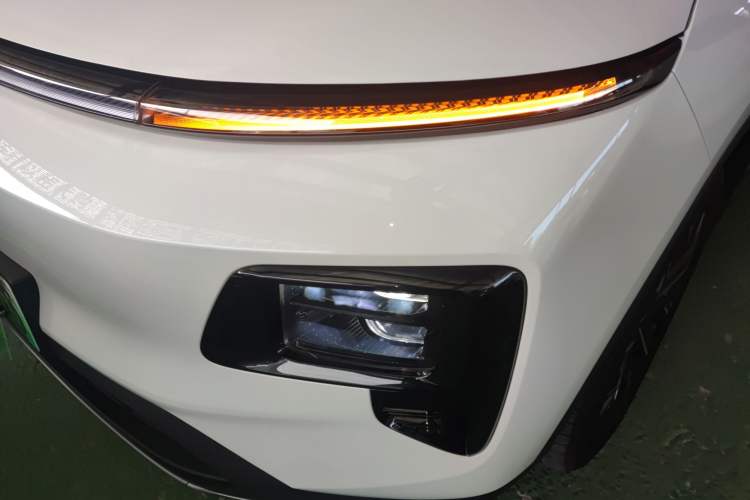 Used JETOUR Shanhai L7 2024 1.5T 120km MAX 5-Seater Left Front Headlight