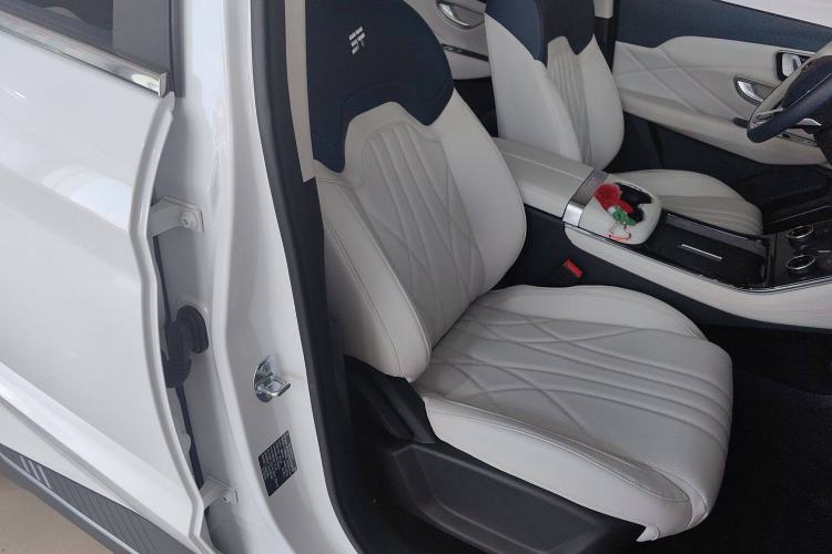 Used JETOUR Shanhai L7 2024 1.5T 120km MAX 5-Seater Right Front Seat