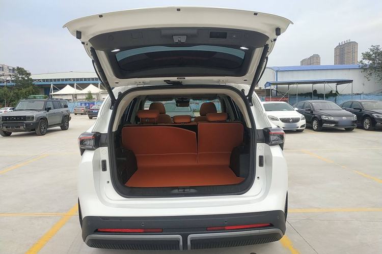 Used JETOUR Shanhai L7 2024 1.5T 120 km ULTRA 5-seater Trunk