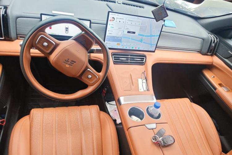 Used JETOUR Shanhai L7 Plus 2025 Model 220km Elite Edition, 7 Seats Center Console