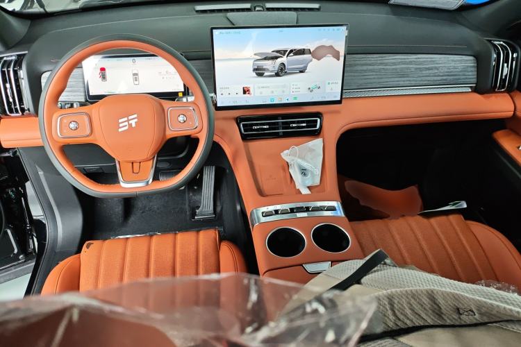 Used JETOUR Shanhai L7 Plus 2025 Model 121km Luxury 7-seater Center Console