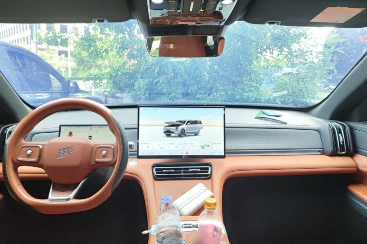Used JETOUR Shanhai L7 Plus 2025 Model 220km Elite Edition, 5 Seats Center Console