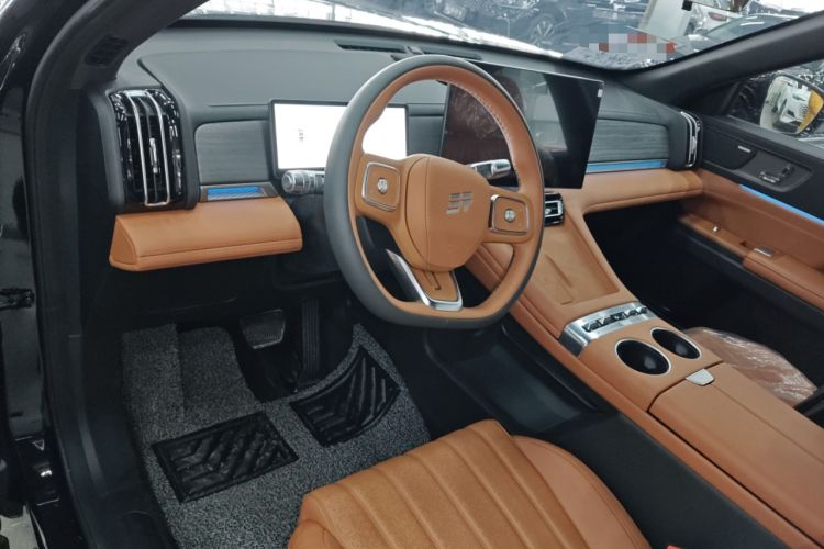 Used JETOUR Shanhai L7 Plus 2025 Model 220km Flagship 7-seater Center Console