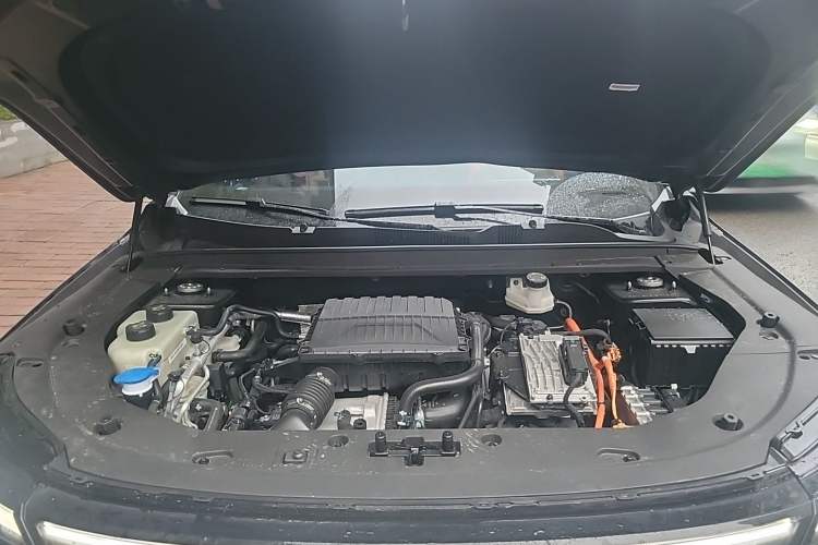 Used JETOUR Shanhai L7 Plus 2025 Model 220km Elite Edition, 7 Seats Engine Bay