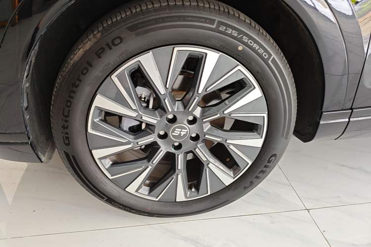 Used JETOUR Shanhai L7 Plus 2025 Model 220km Flagship 7-seater Exterior 4