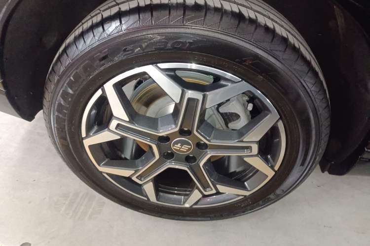 Used JETOUR Shanhai L7 Plus 2025 Model 220km Flagship 7-seater Exterior 5