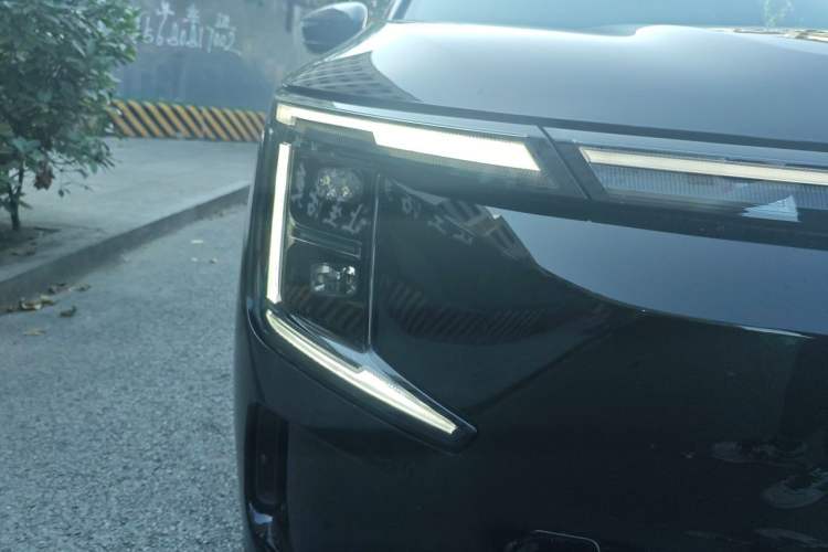 Used JETOUR Shanhai L7 Plus 2025 Model 121km Luxury 7-seater Exterior 6