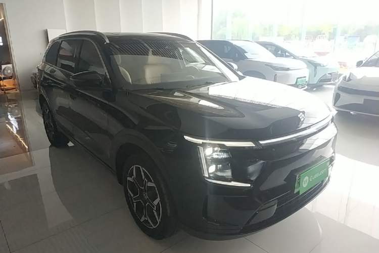 Used JETOUR Shanhai L7 Plus 2025 Model 121km Comfort 5-seater Front Right 45 Deg
