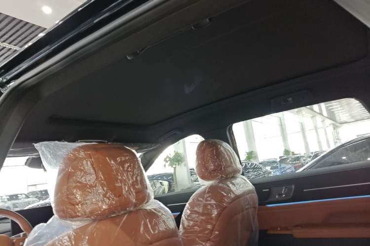 Used JETOUR Shanhai L7 Plus 2025 Model 220km Flagship 7-seater Headliner