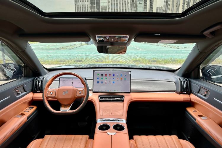Used JETOUR Shanhai L7 Plus 2025 Model 121km Luxury 5-seater Interior 3