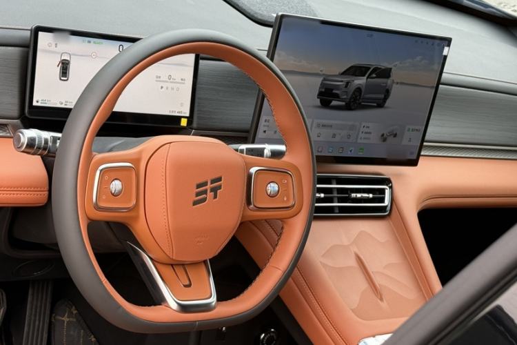 Used JETOUR Shanhai L7 Plus 2025 Model 121km Comfort 5-seater Interior 3