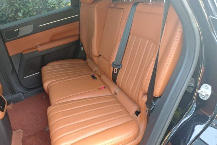Used JETOUR Shanhai L7 Plus 2025 Model 121km Luxury 7-seater Interior 4