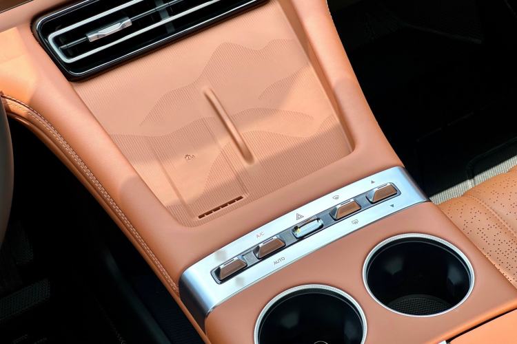 Used JETOUR Shanhai L7 Plus 2025 Model 121km Luxury 5-seater Interior 7