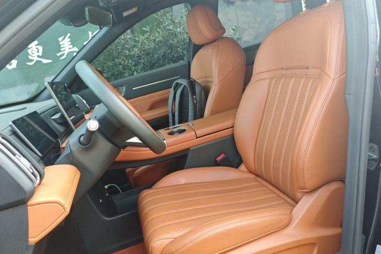 Used JETOUR Shanhai L7 Plus 2025 Model 121km Luxury 7-seater Left Front Seat