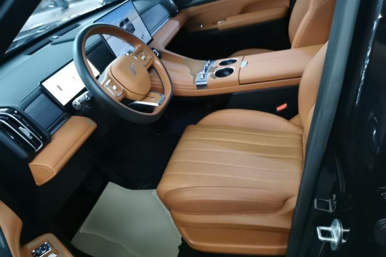 Used JETOUR Shanhai L7 Plus 2025 Model 121km Luxury 5-seater Left Front Seat