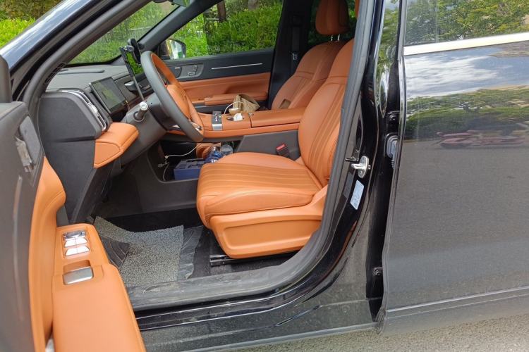 Used JETOUR Shanhai L7 Plus 2025 Model 220km Elite Edition, 7 Seats Left Front Seat