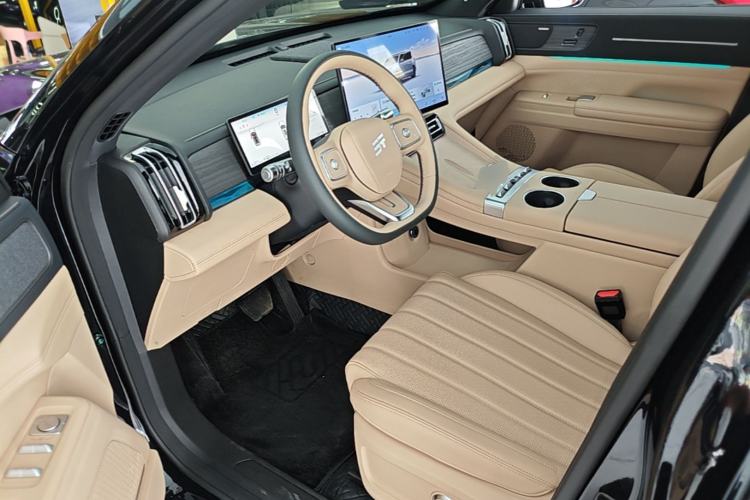 Used JETOUR Shanhai L7 Plus 2025 Model 220km Flagship 7-seater Left Front Seat