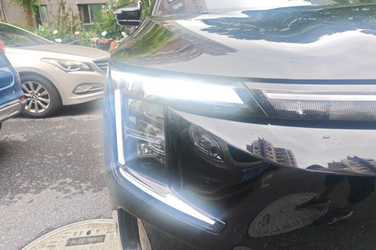Used JETOUR Shanhai L7 Plus 2025 Model 220km Elite Edition, 7 Seats Right Front Headlight