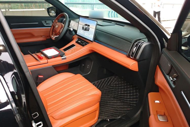 Used JETOUR Shanhai L7 Plus 2025 Model 121km Luxury 5-seater Right Front Seat