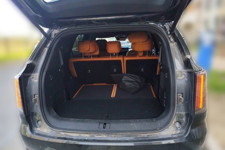 Used JETOUR Shanhai L7 Plus 2025 Model 220km Flagship 7-seater Trunk