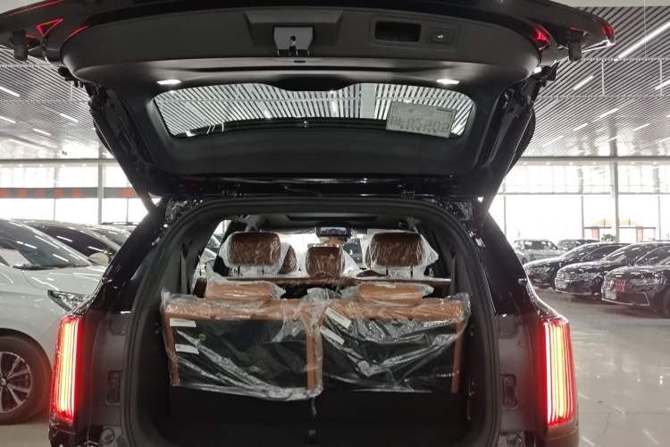 Used JETOUR Shanhai L7 Plus 2025 Model 220km Flagship 7-seater Trunk